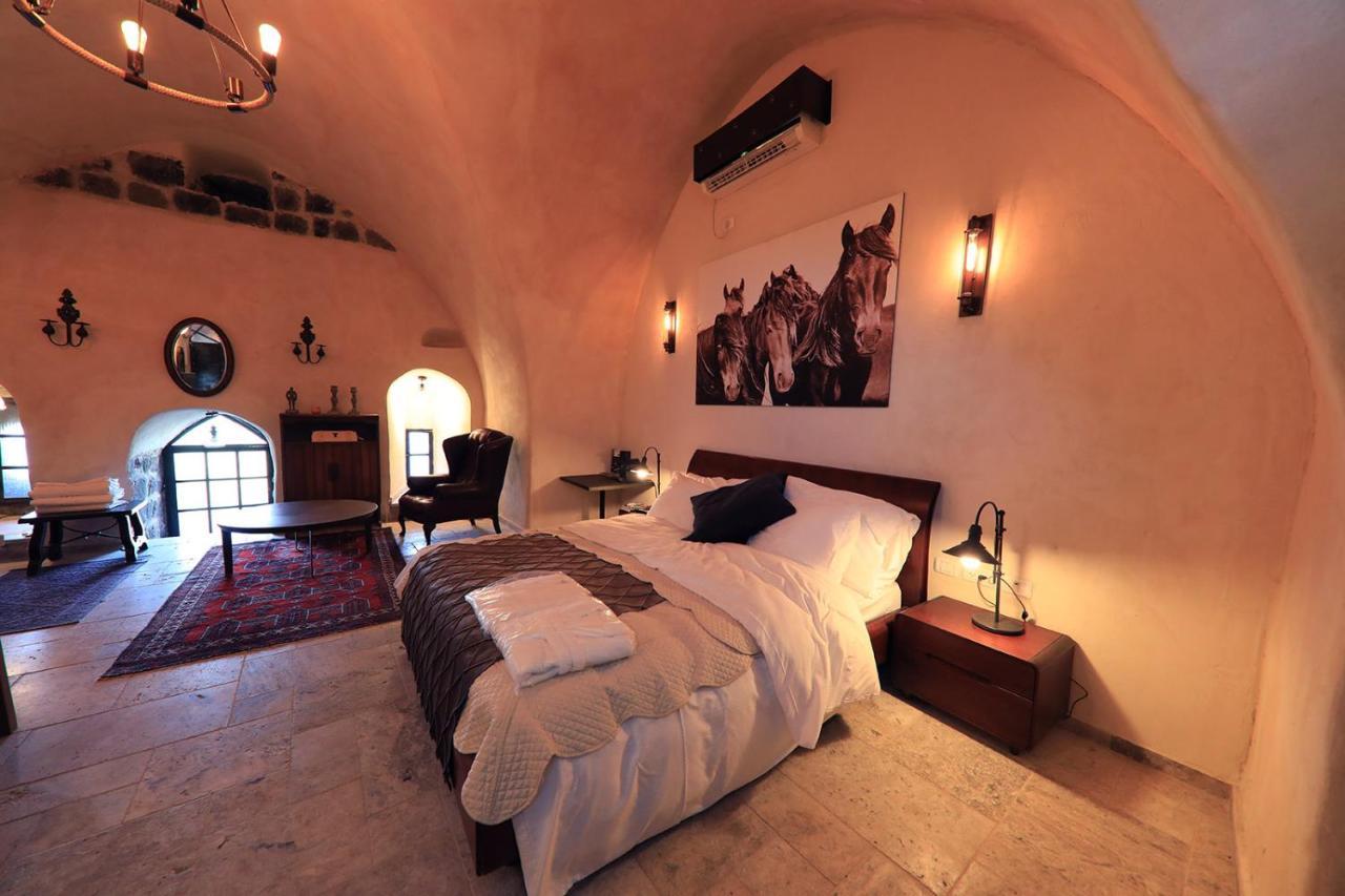 Dona Castle Hotel Tiberias Exterior foto