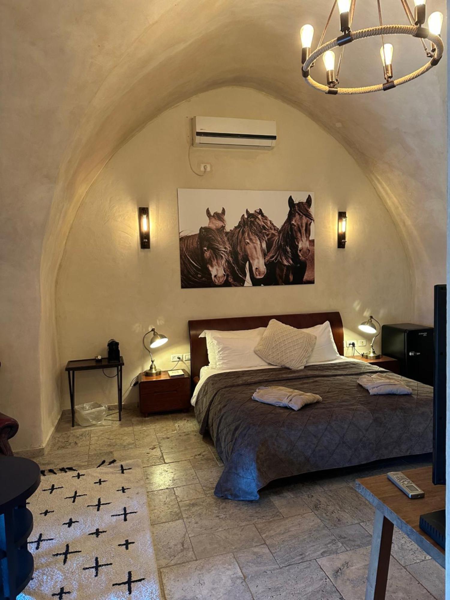 Dona Castle Hotel Tiberias Exterior foto