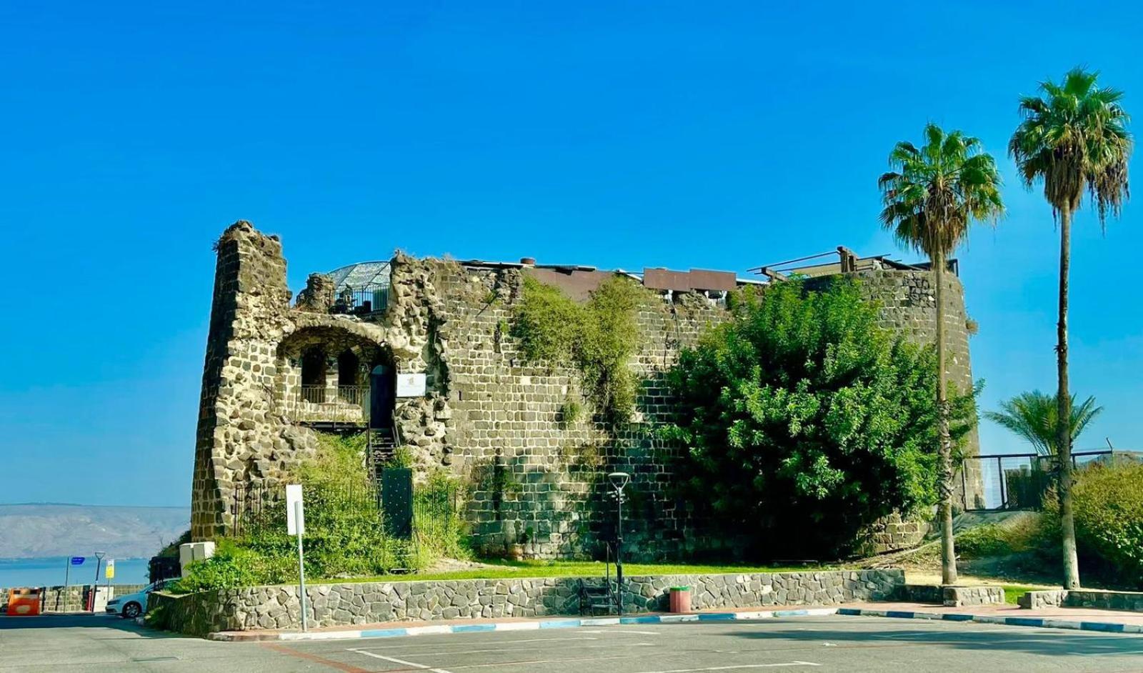 Dona Castle Hotel Tiberias Exterior foto